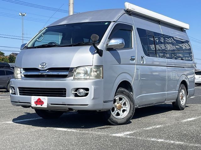 Toyota Hiace V