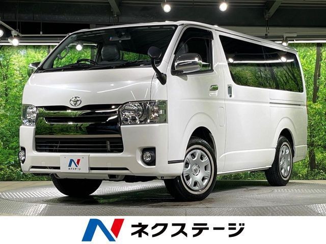 Toyota Hiace V