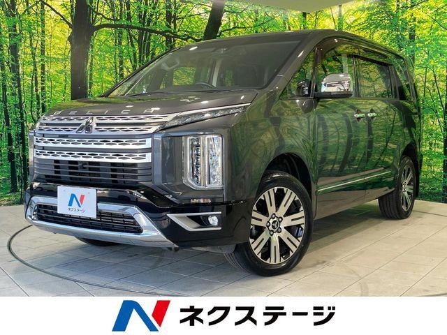 2019 Mitsubishi Delica D5