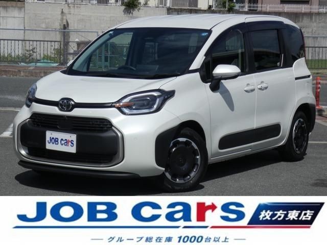Toyota Sienta HV
