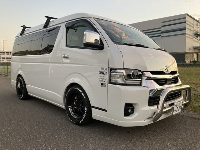 2022 Toyota Hiace W