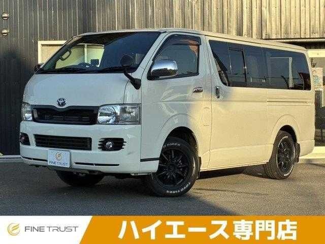 2009 Toyota Hiace V