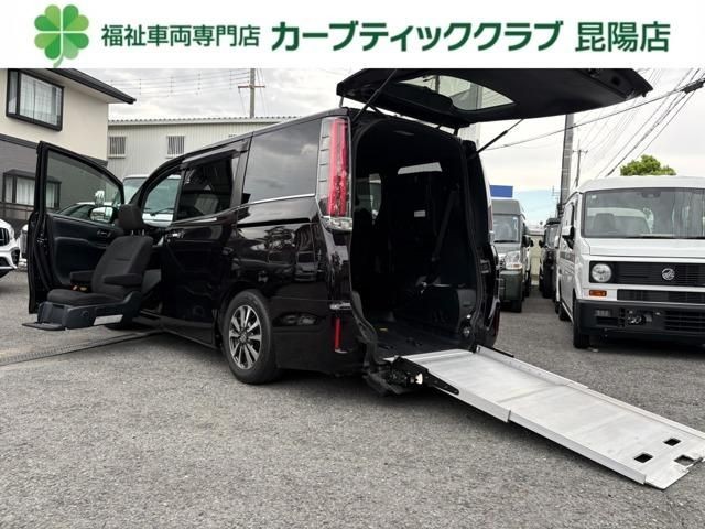 2019 Toyota Esquire