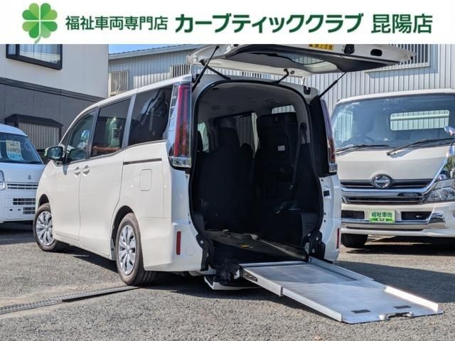 2020 Toyota Noah