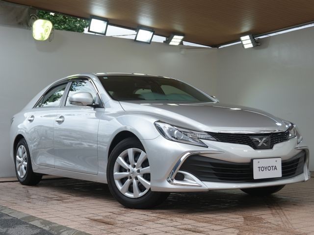 2017 Toyota Mark X