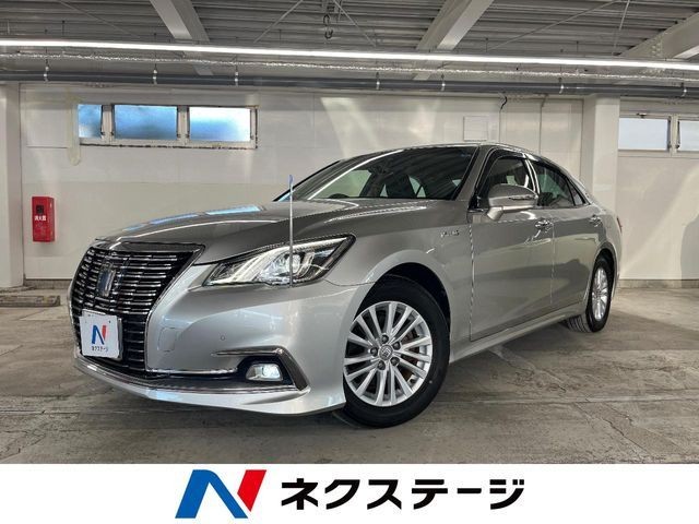 2017 Toyota Crown HV
