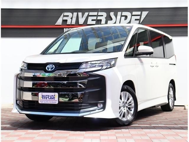 Toyota Noah HV