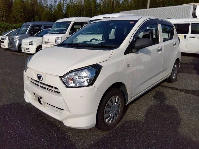 2019 Daihatsu Mira ES