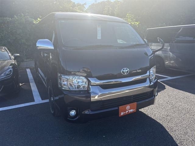 Toyota Hiace V