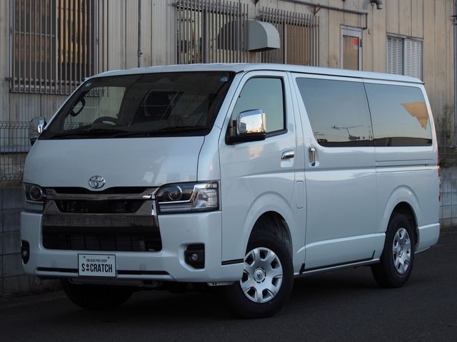 Toyota Hiace V