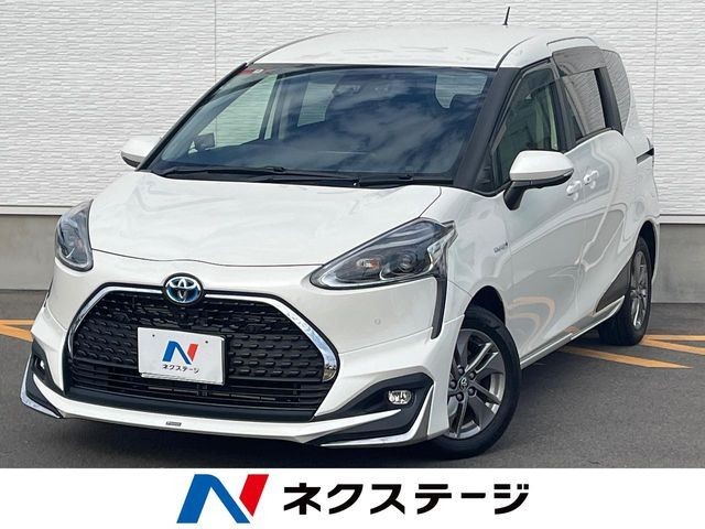 2020 Toyota Sienta HV