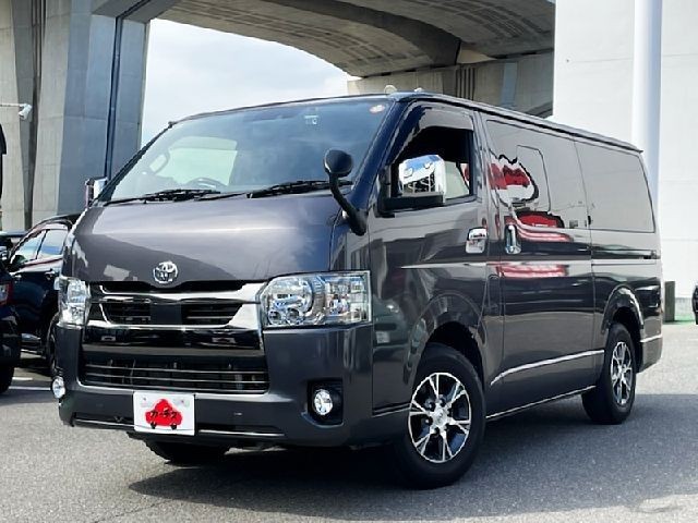 2020 Toyota Hiace V