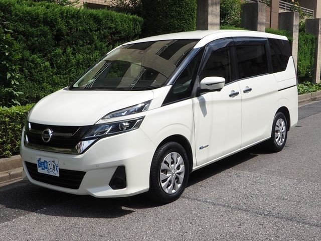 2017 Nissan Serena