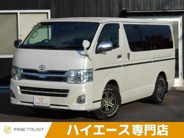 2011 Toyota Hiace V