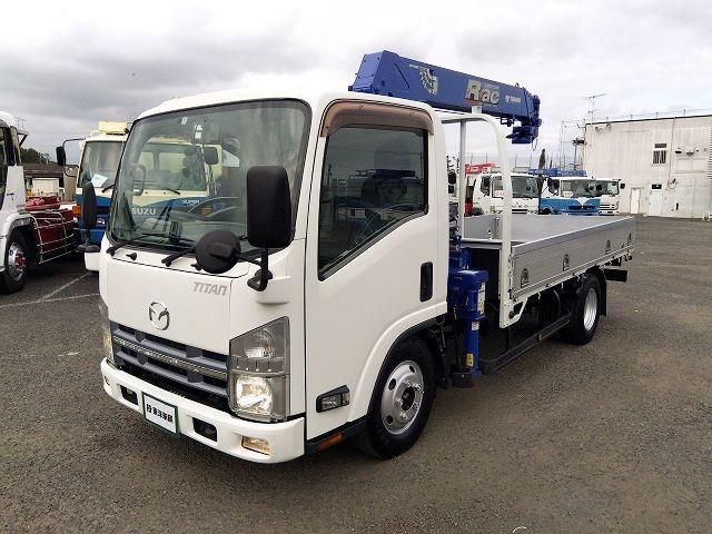 Mazda Titan