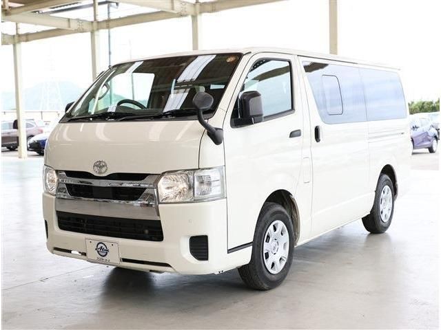 Toyota Hiace V