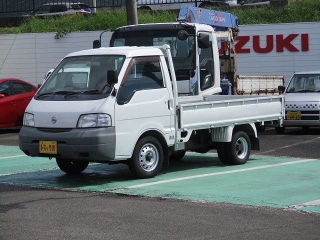 2004 Nissan Vanette T