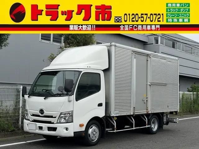 Hino Dutro