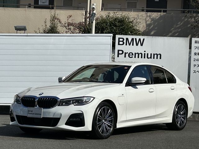 BMW 330E