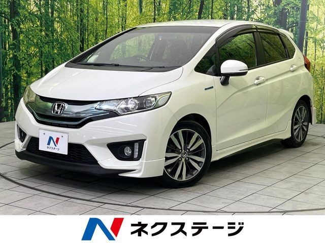 2014 Honda FIT HV