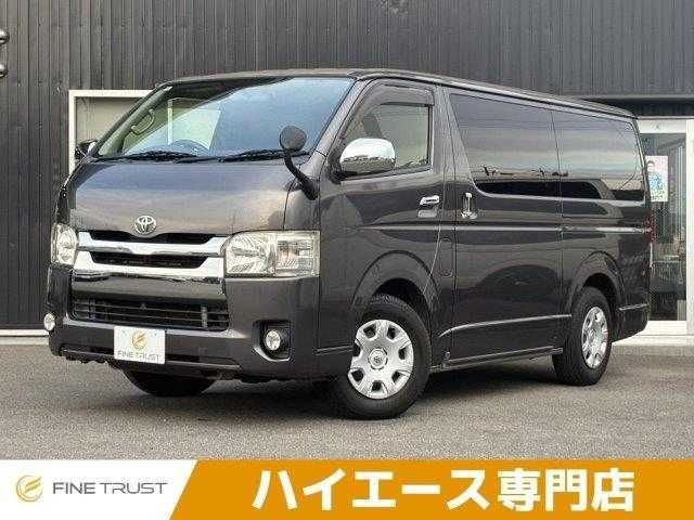 2015 Toyota Hiace V