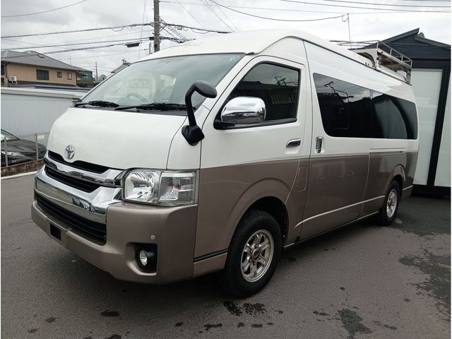 Toyota Hiace W