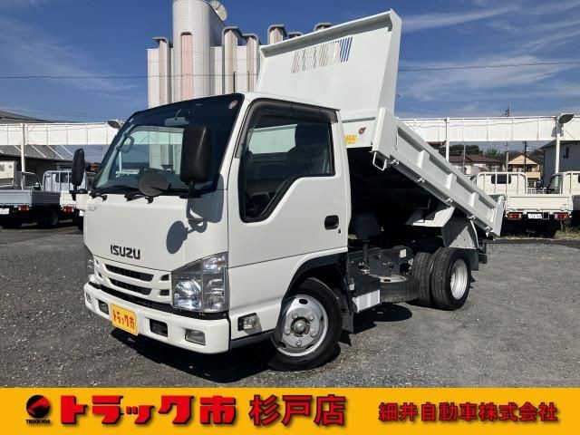 Isuzu ELF Truck