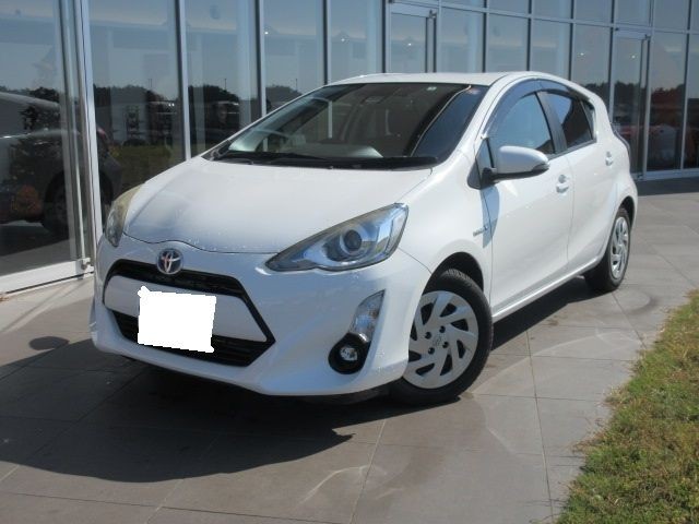 2016 Toyota Aqua
