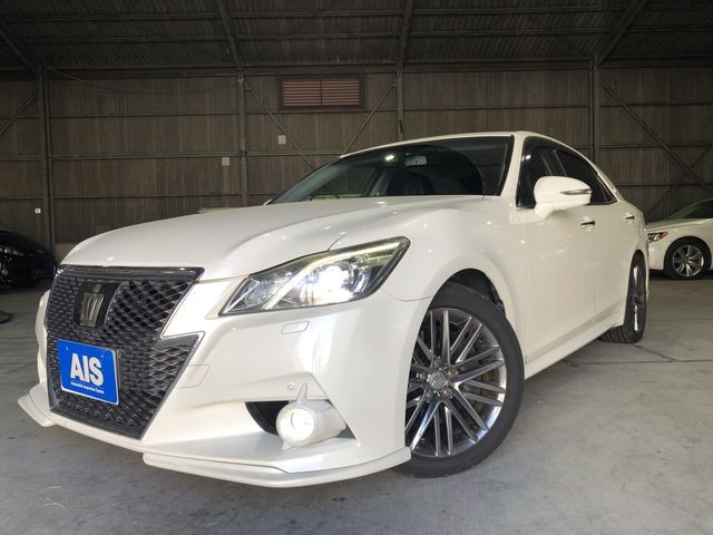 2013 Toyota Crown