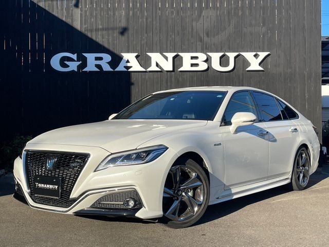 2019 Toyota Crown HV