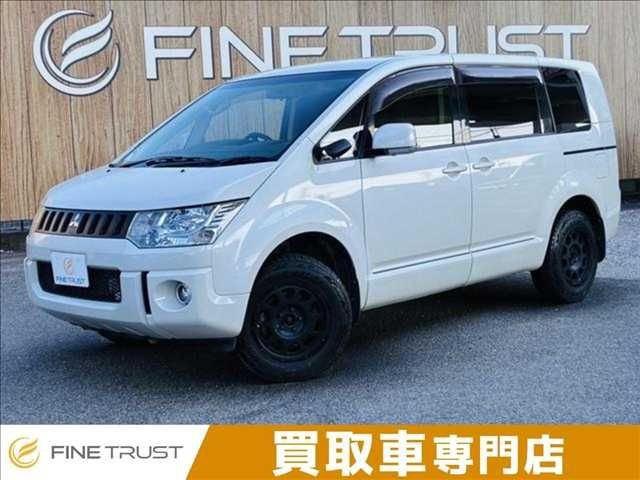 2014 Mitsubishi Delica D5