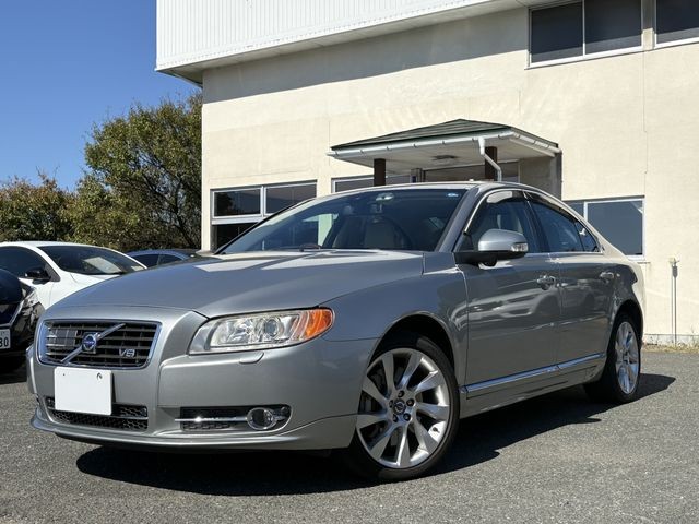 Volvo S80