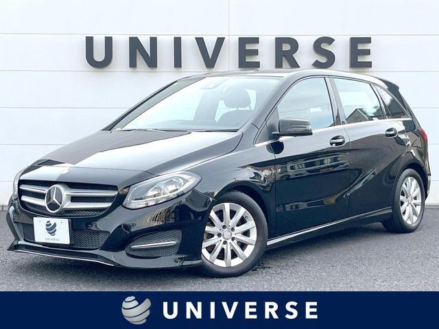 Mercedes-Benz B180