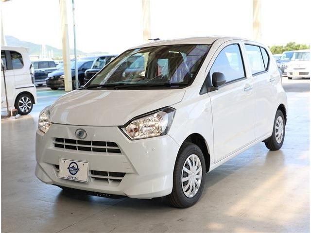 Daihatsu Mira ES
