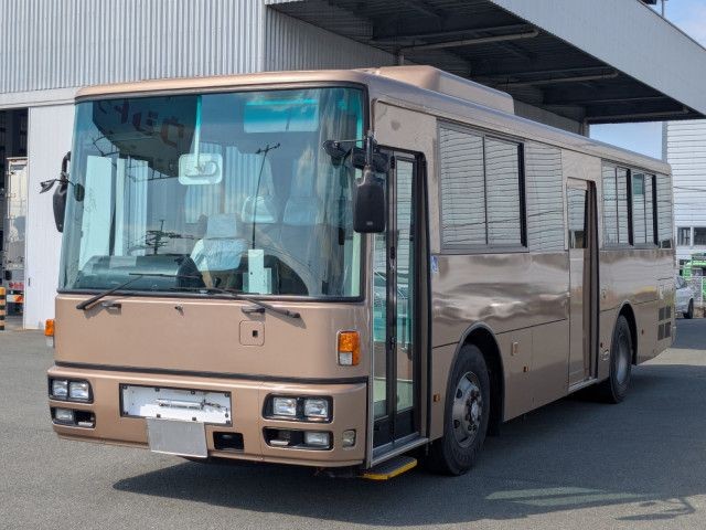 Nissan Diesel Space Runner A