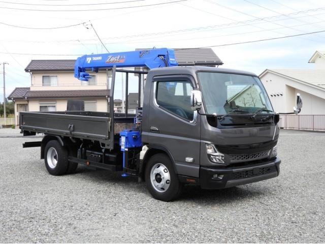 2021 Mitsubishi Canter T