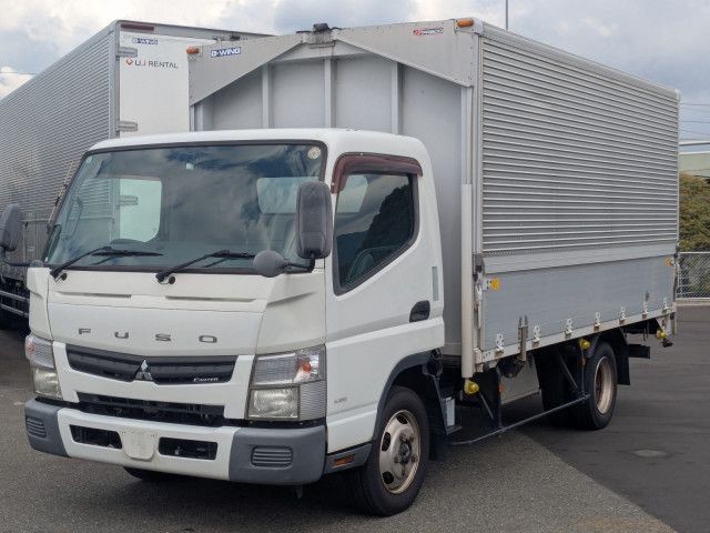 2013 Mitsubishi Canter T