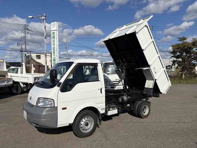 2008 Nissan Vanette T