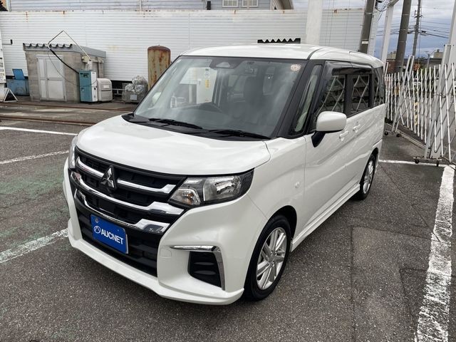 Mitsubishi Delica D2