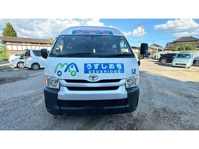 2000 Toyota Hiace Commuter