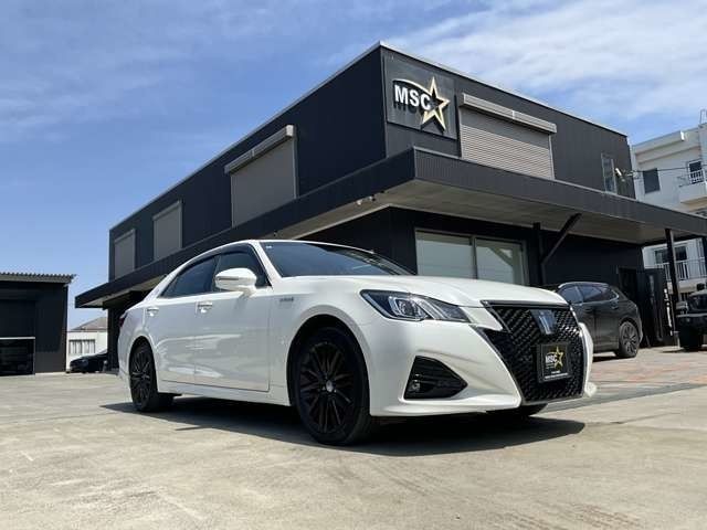 2018 Toyota Crown HV