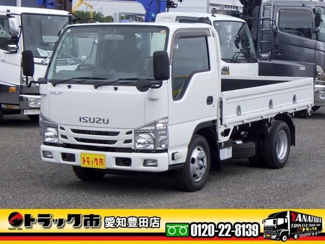 Isuzu ELF Truck