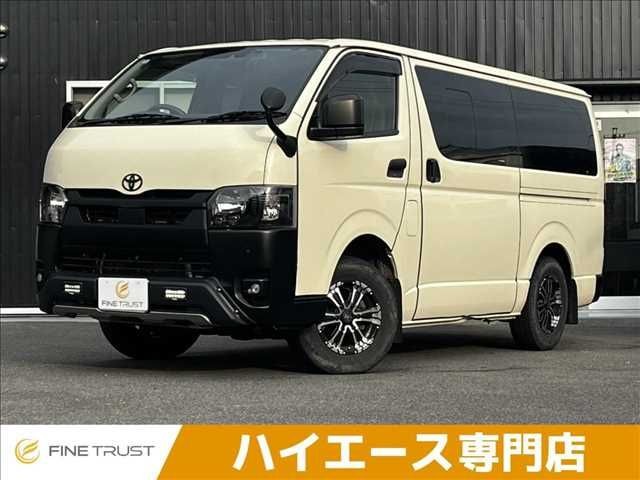 Toyota Hiace V