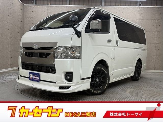 2022 Toyota Hiace V