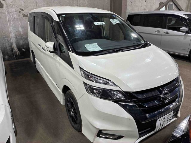 2017 Nissan Serena
