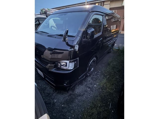 Toyota Hiace W