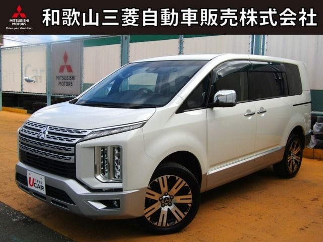 2019 Mitsubishi Delica D5