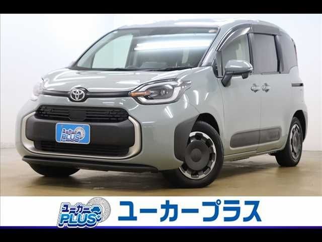 Toyota Sienta HV