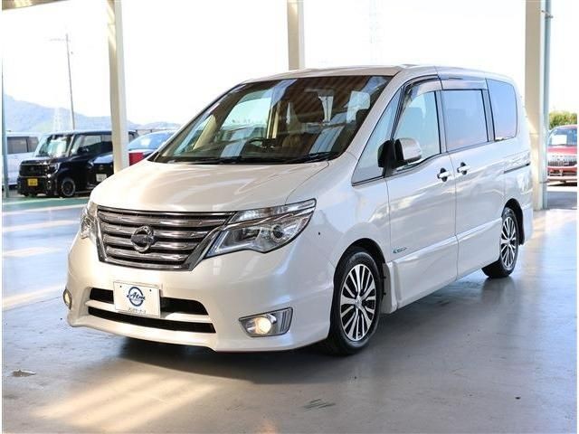 2013 Nissan Serena HV