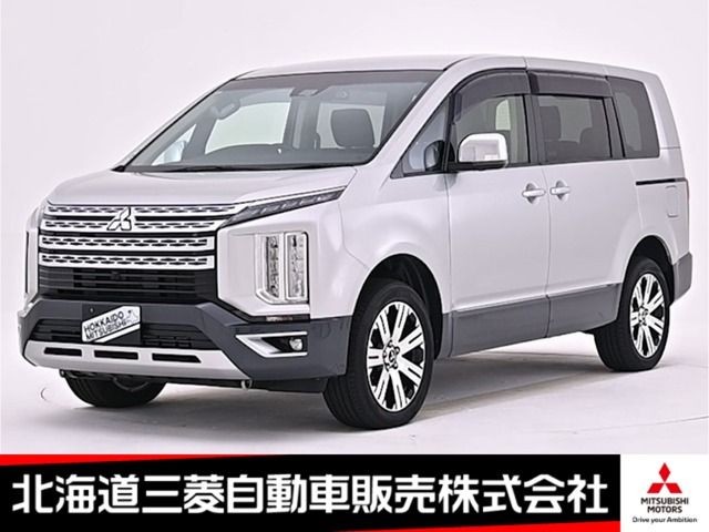 Mitsubishi Delica D5